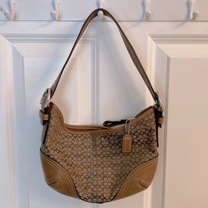 Y2K Coach signature logo canvas shoulder bag in  brown/tan